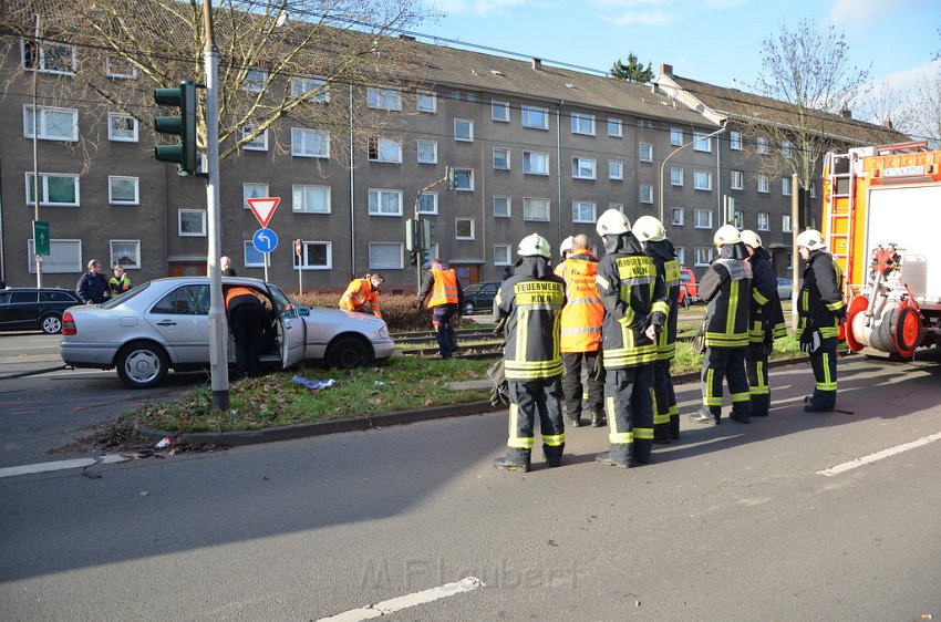 VU Koeln PKW Bahn Amsterdamerstr Friedrich Karlstr P094.JPG